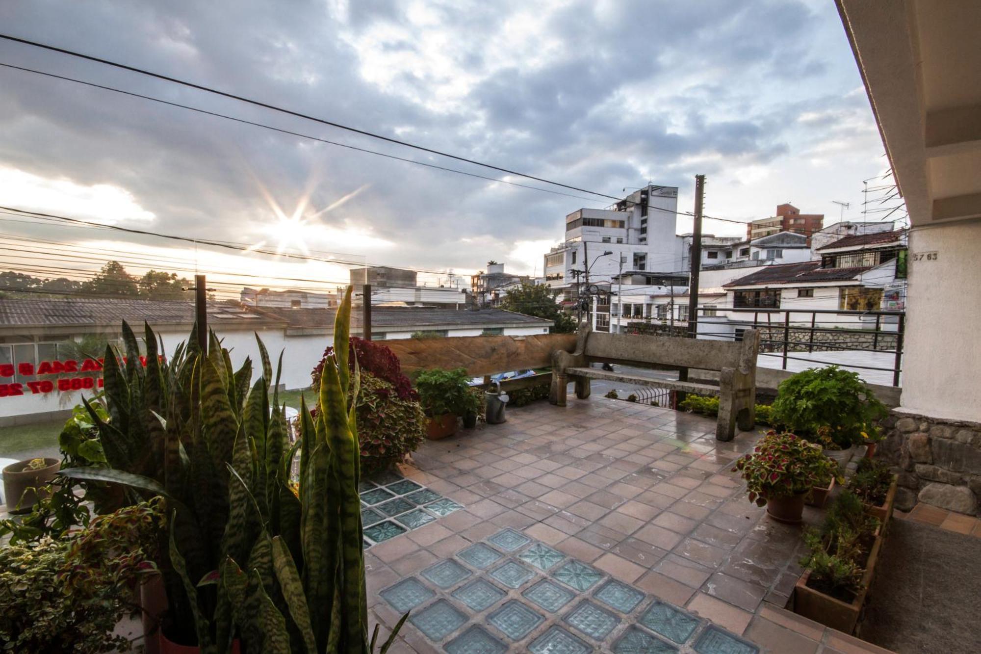 Hostal De La 57 Manizales Exterior foto